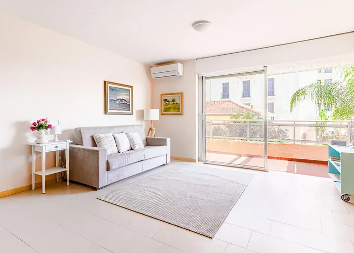 Le Diplomate By Interhome Lägenhet Menton