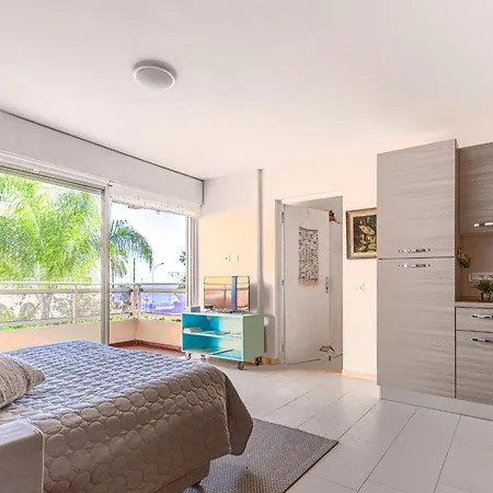 Le Diplomate By Interhome * מנטון