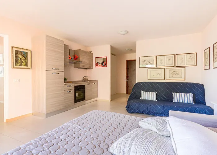Апартаменты Le Diplomate By Interhome