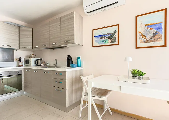 Le Diplomate By Interhome 아파트